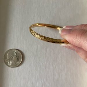 14k Gold Bangle Bracelet